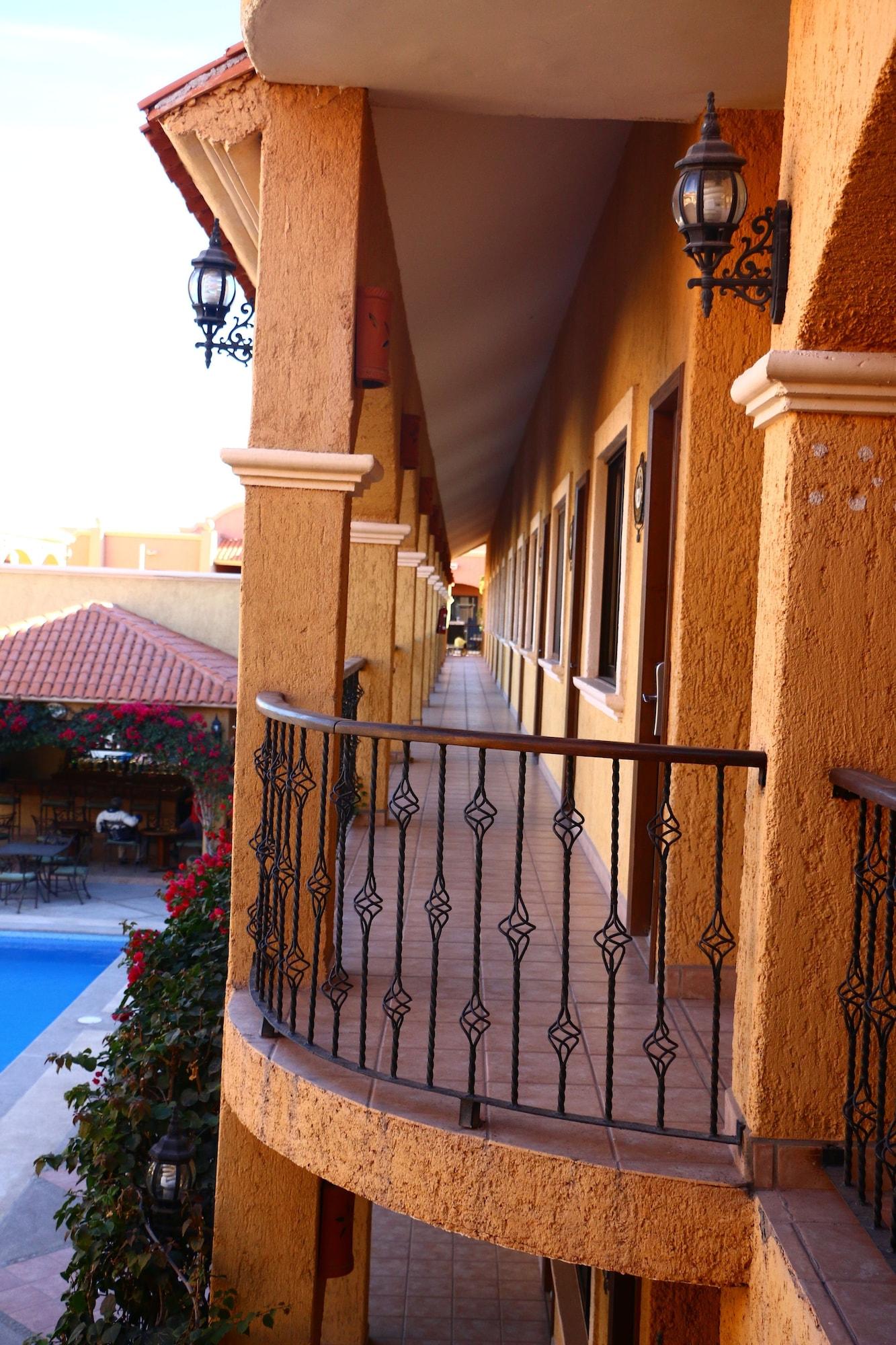 Hacienda 3*