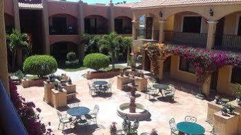 Hotel Hacienda 3*